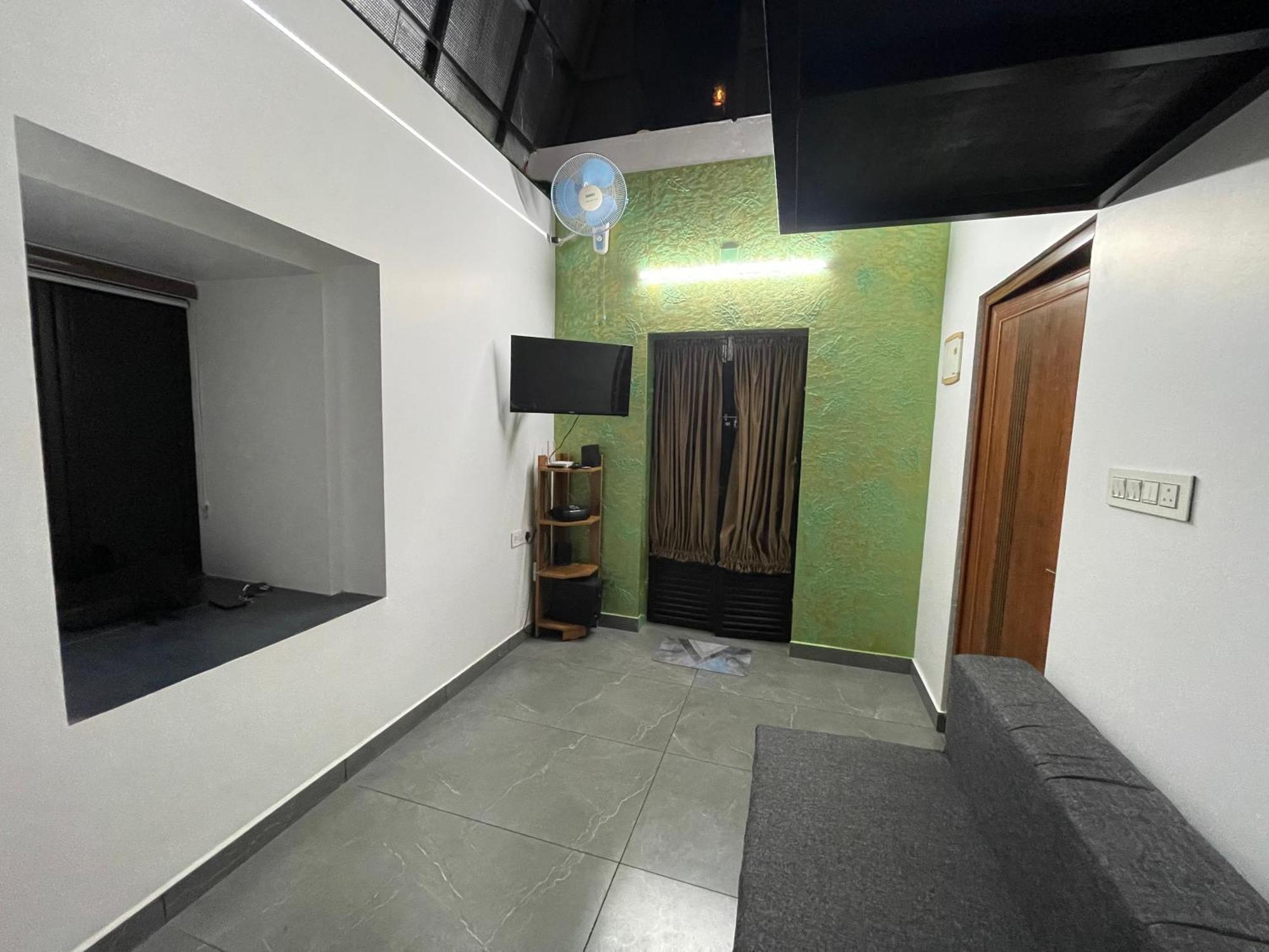 Zerahs - Independent Villa, *