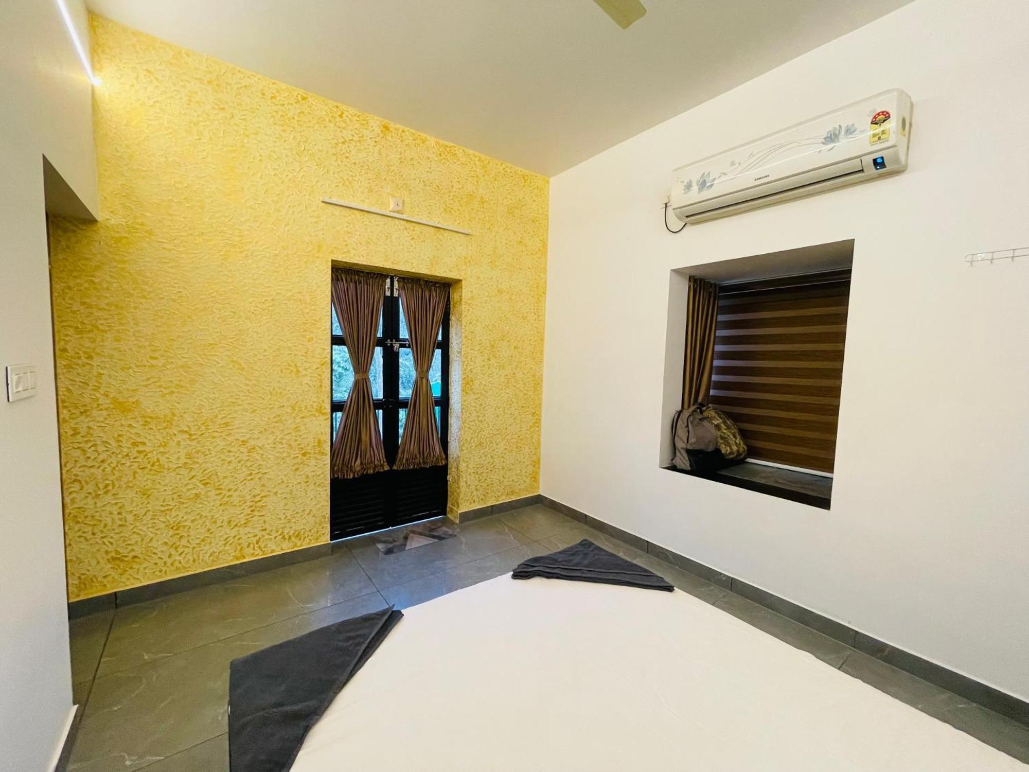 Zerahs - Independent Villa, Homestay *