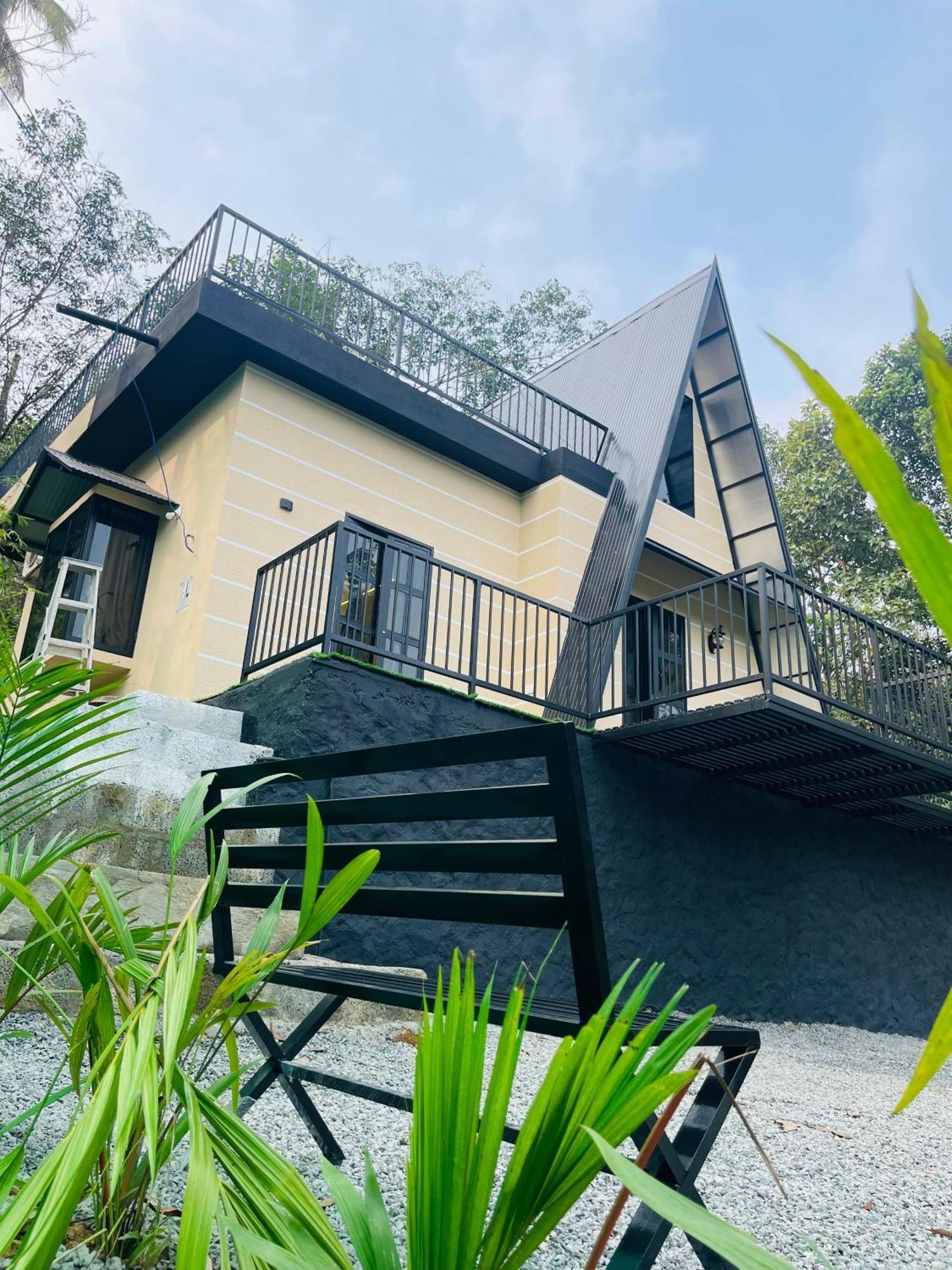 Zerahs - Independent Villa, Homestay *